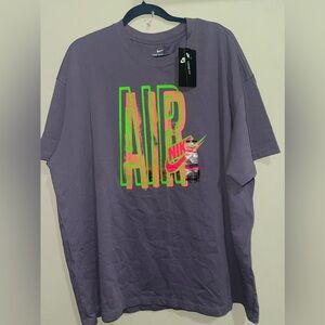 NWT Men's Graphic Nike Tee